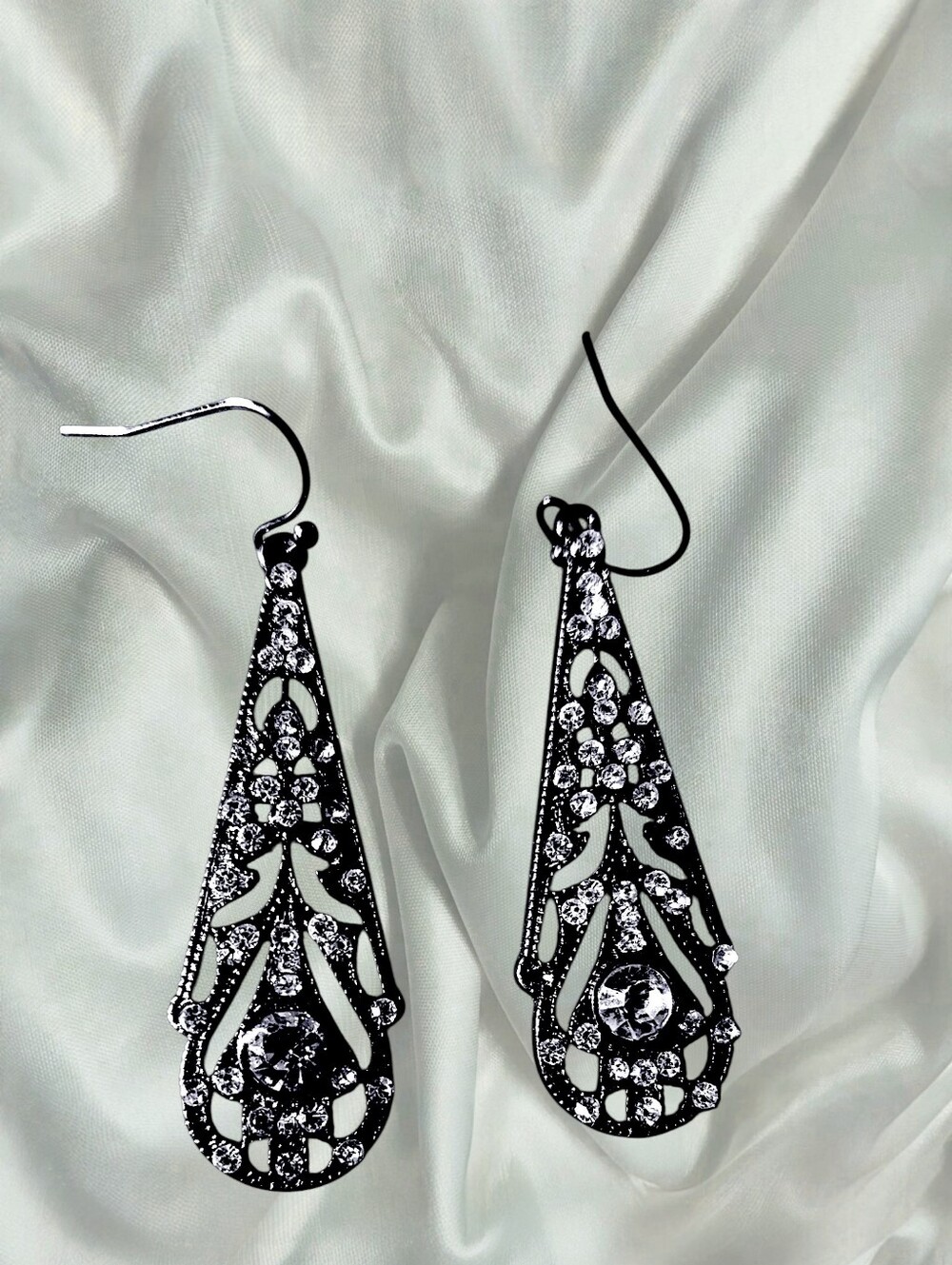 Vintage Black Crystal Dangle Earrings